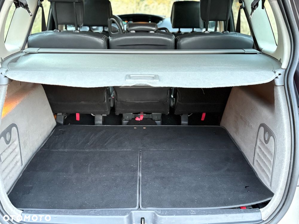 Renault Grand Scenic 2.0 16V Luxe Privilege - 19