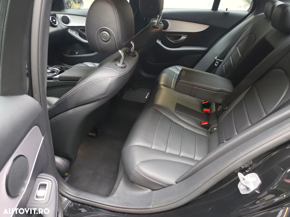 Mercedes-Benz C 220 d 9G-TRONIC AMG Line - 29