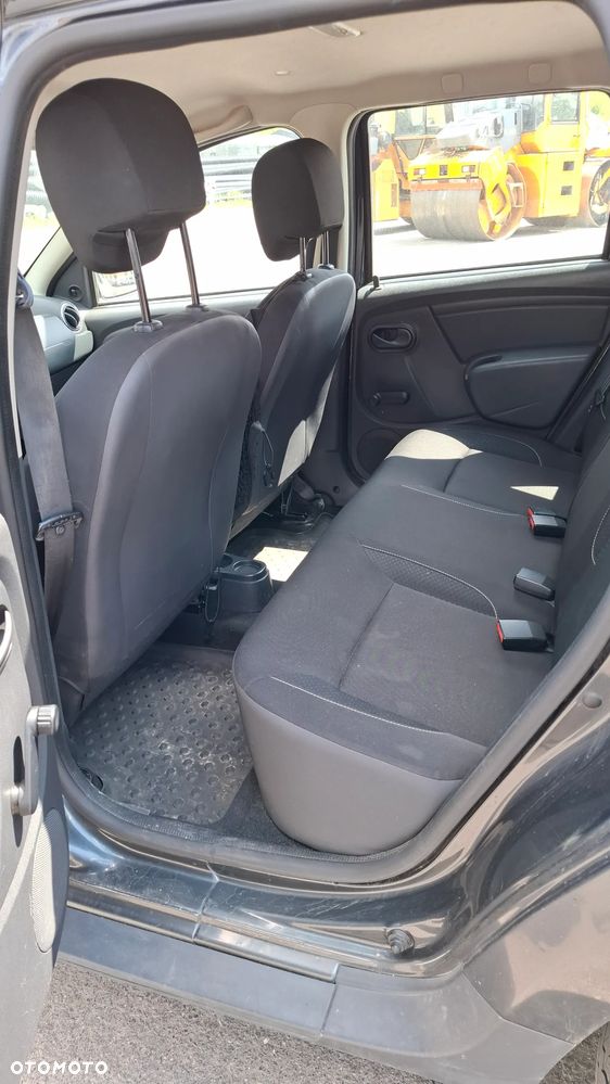 Dacia Duster 1.6 SCe S&S - 14