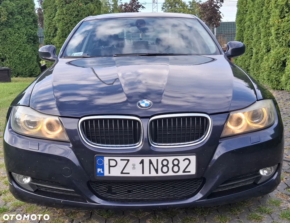 BMW Seria 3 2009 photo 3