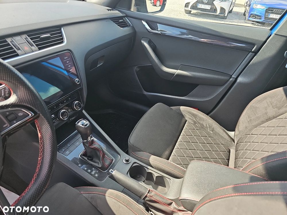 Skoda Octavia 2.0 TSI GPF RS 245 DSG - 16