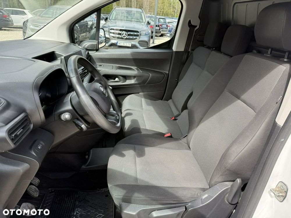 Toyota Proace City - 18