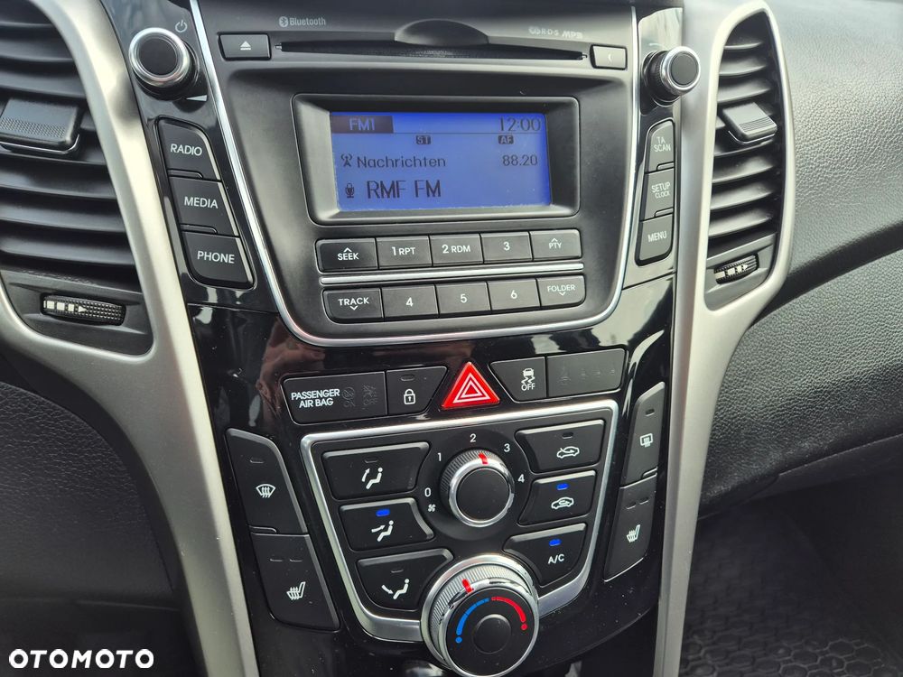 Hyundai i30 1.4 CRDi Intro Edition - 14