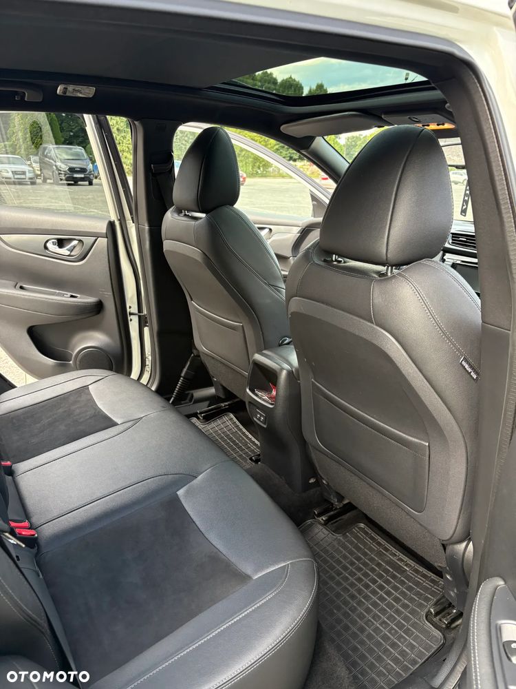 Nissan Qashqai 1.3 DIG-T N-Connecta DCT - 8