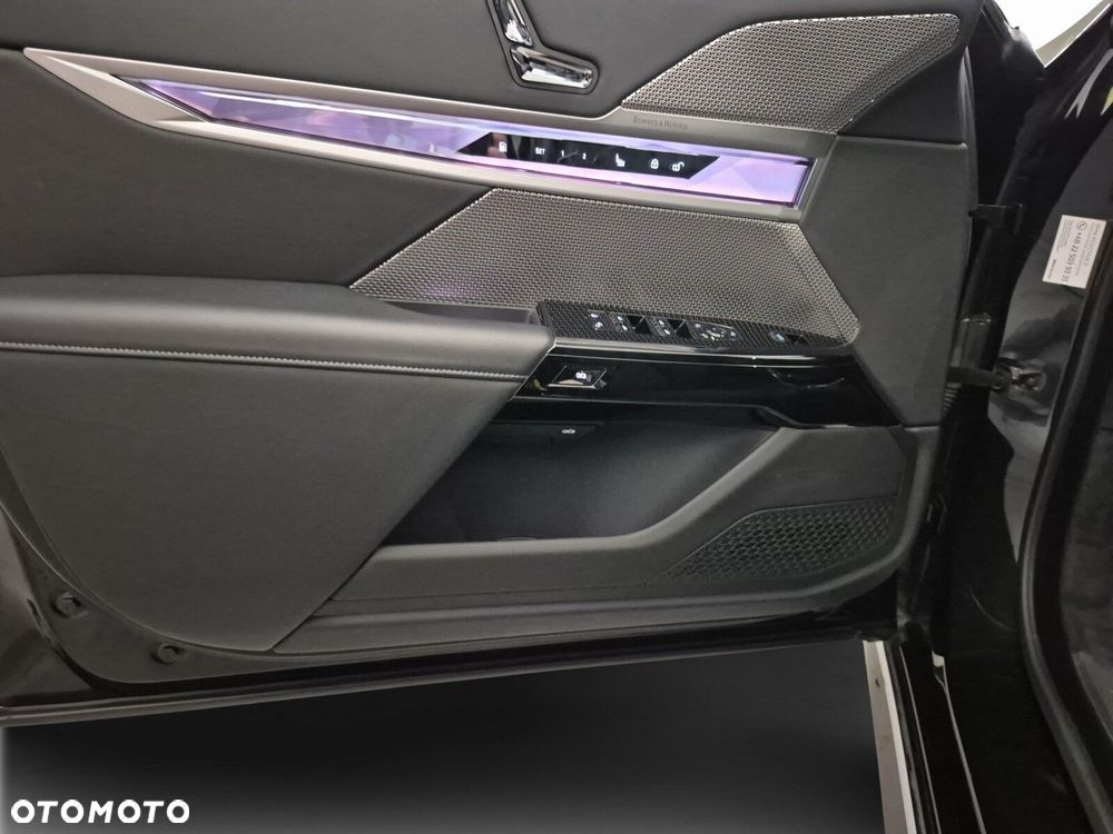 BMW Seria 7 - 20