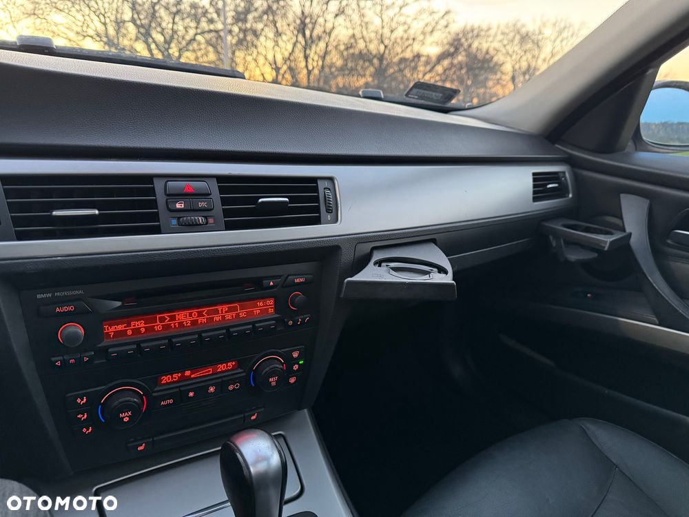 BMW Seria 3 - 13