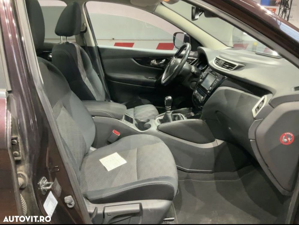 Nissan Qashqai 1.5 DCI Start/Stop Tekna - 6