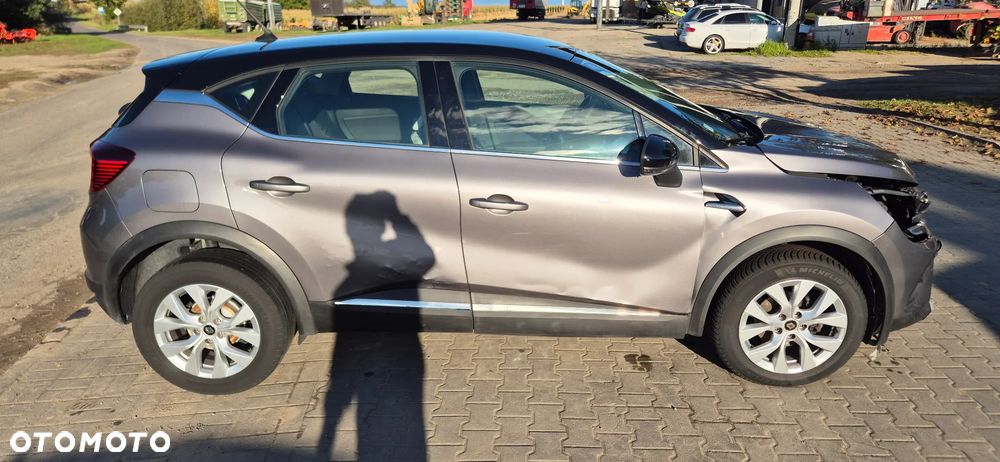 Renault Captur 1.3 TCe mHEV Intens EDC - 4