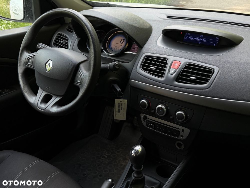 Renault Fluence 1.5 dCi Life EU6 - 12