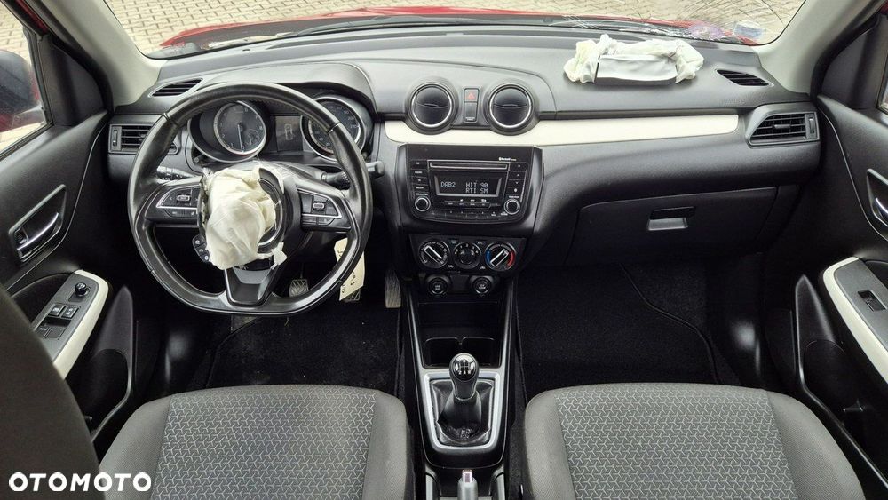 Suzuki Swift 1.2 Dualjet Hybrid Club - 8