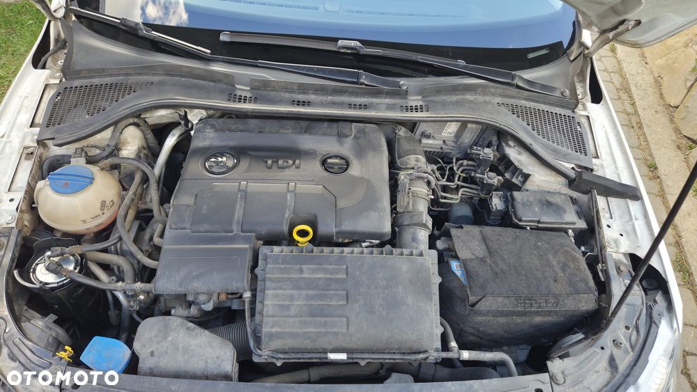 Skoda RAPID Spb 1.4 TDI DPF Active - 8