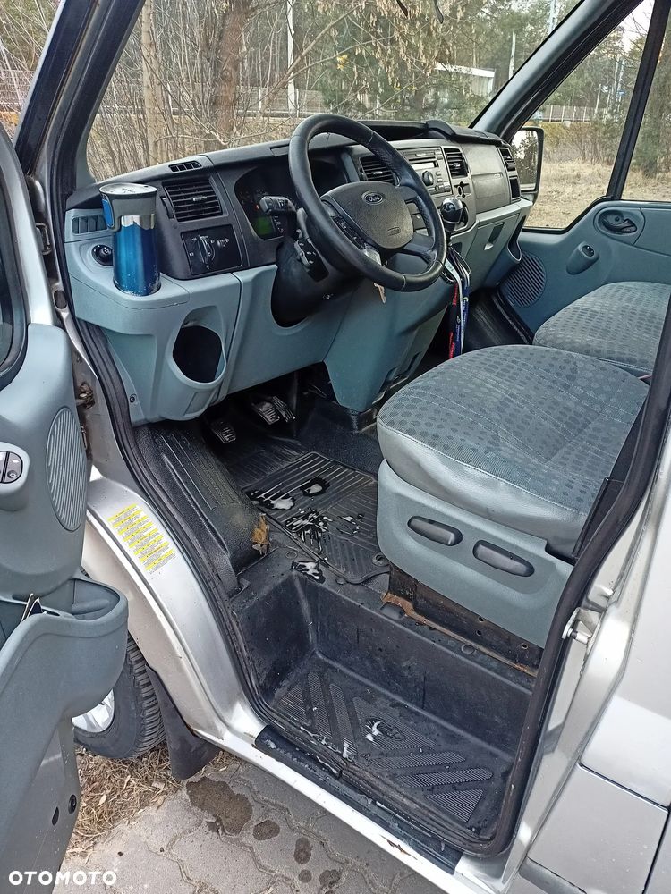 Ford Transit - 6