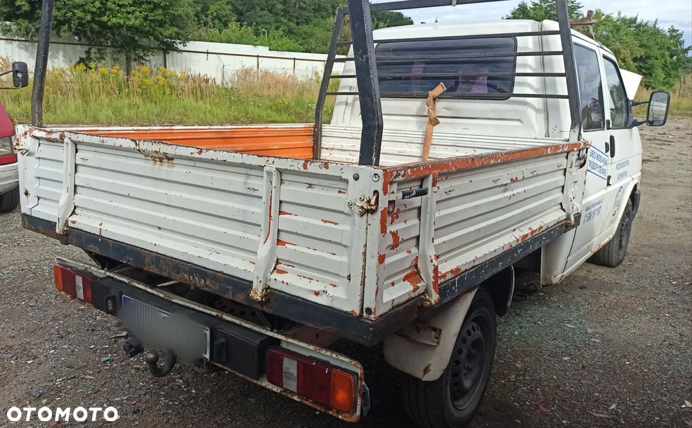 VOLKSWAGEN TRANSPORTER T4 DOKA - 4