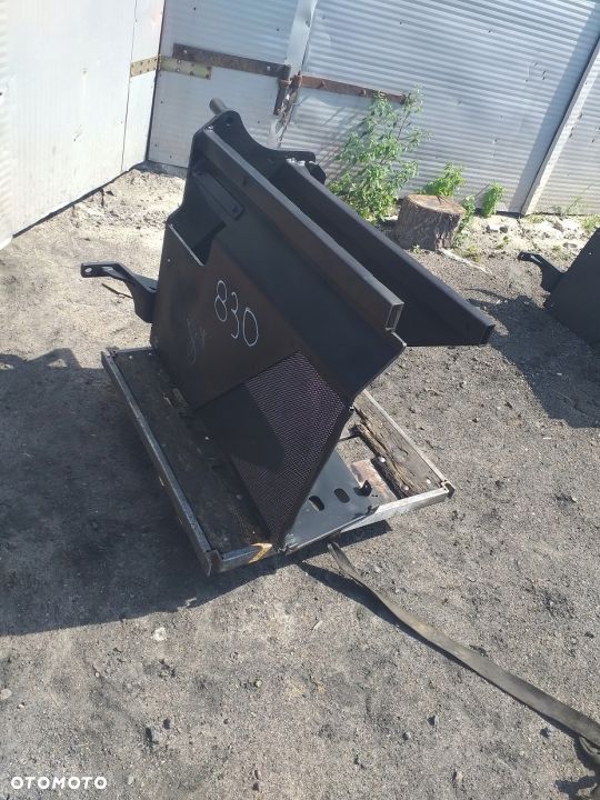 PODSTAWA MOCOWANIE DPF CLAAS AXION 830 179KW 2015R - 3