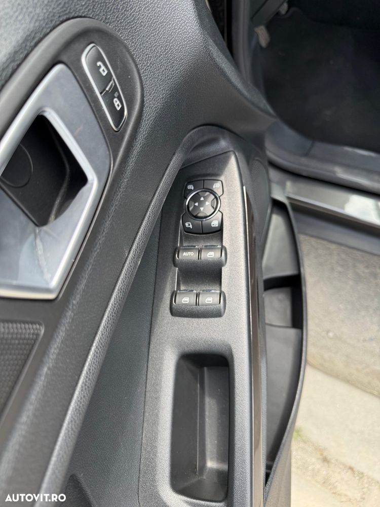 Ford EcoSport - 11