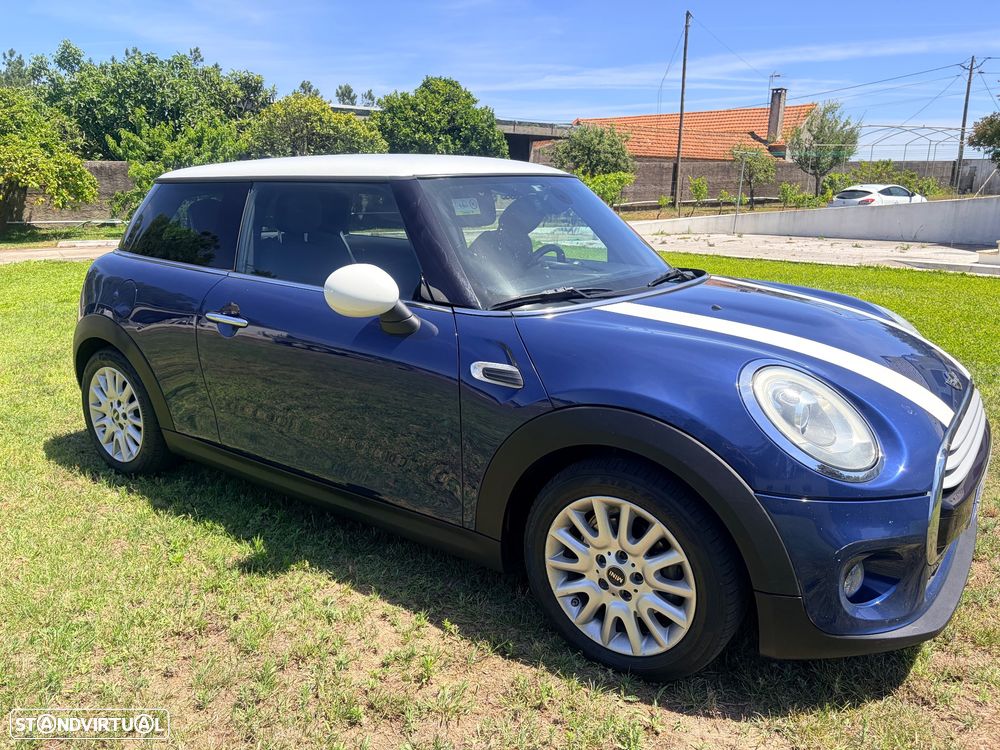 MINI 3 Portas Cooper D - 1