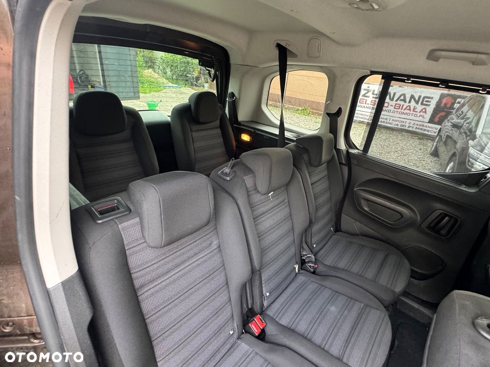 Opel Combo 1.2 Turbo Start/Stop - 21