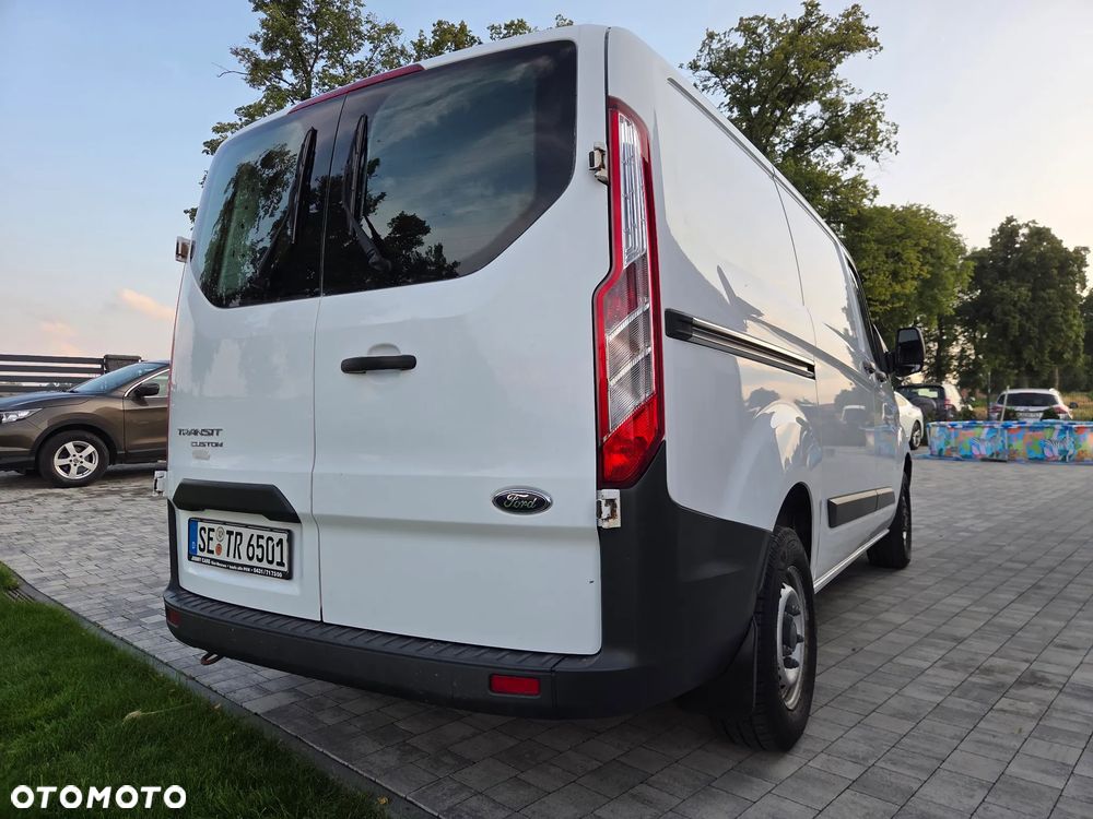 Ford Transit Custom - 11