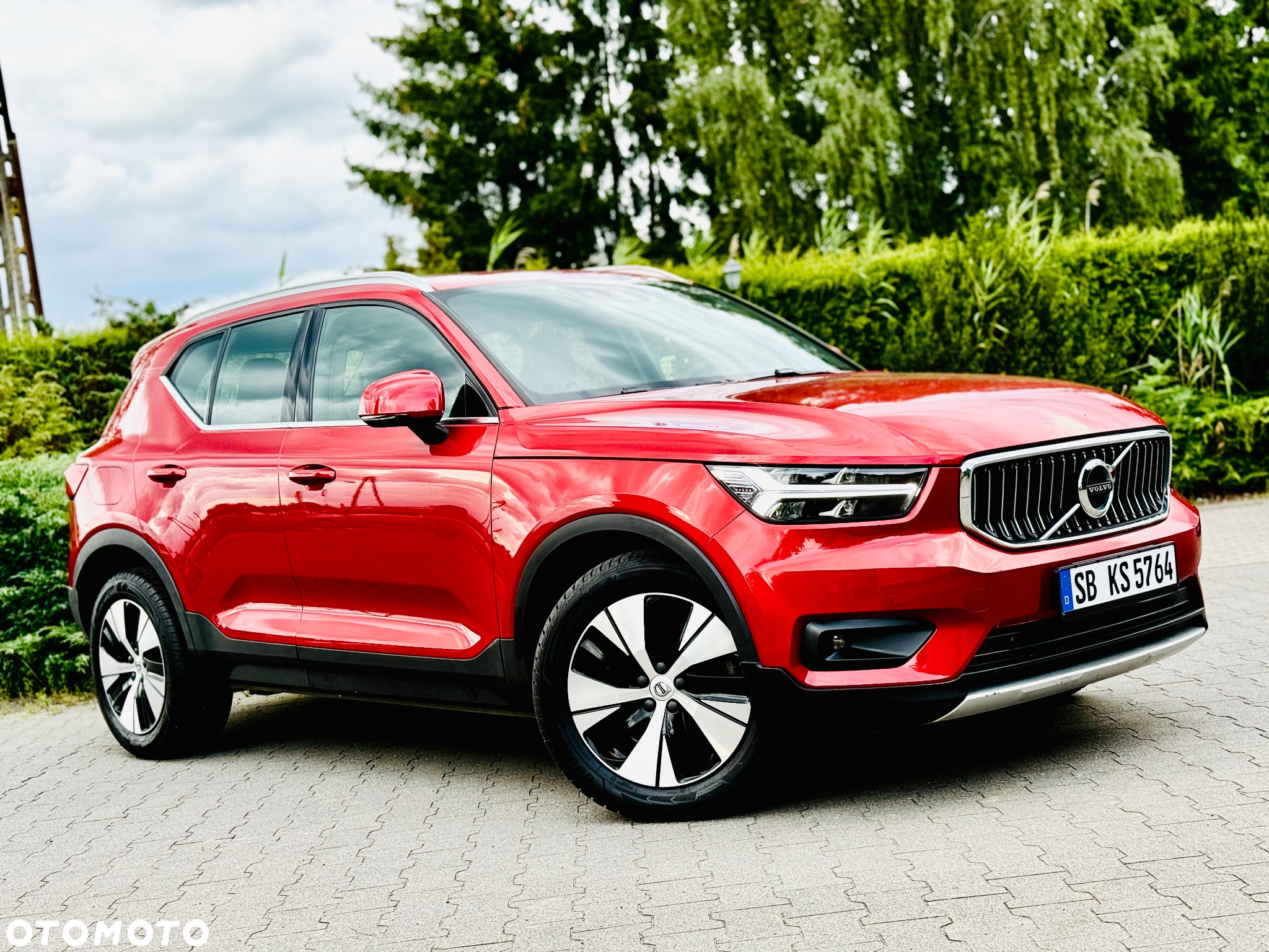 Volvo XC 40 T5 Plug-In Hybrid Momentum Pro - 2