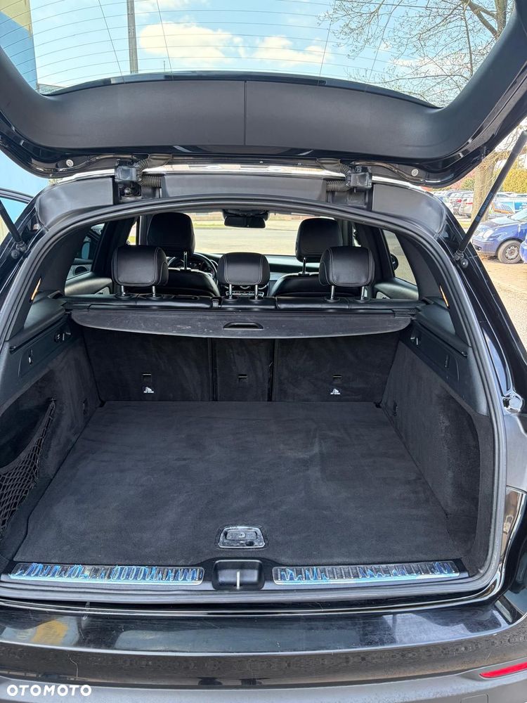 Mercedes-Benz GLC 220 d 4Matic 9G-TRONIC - 27