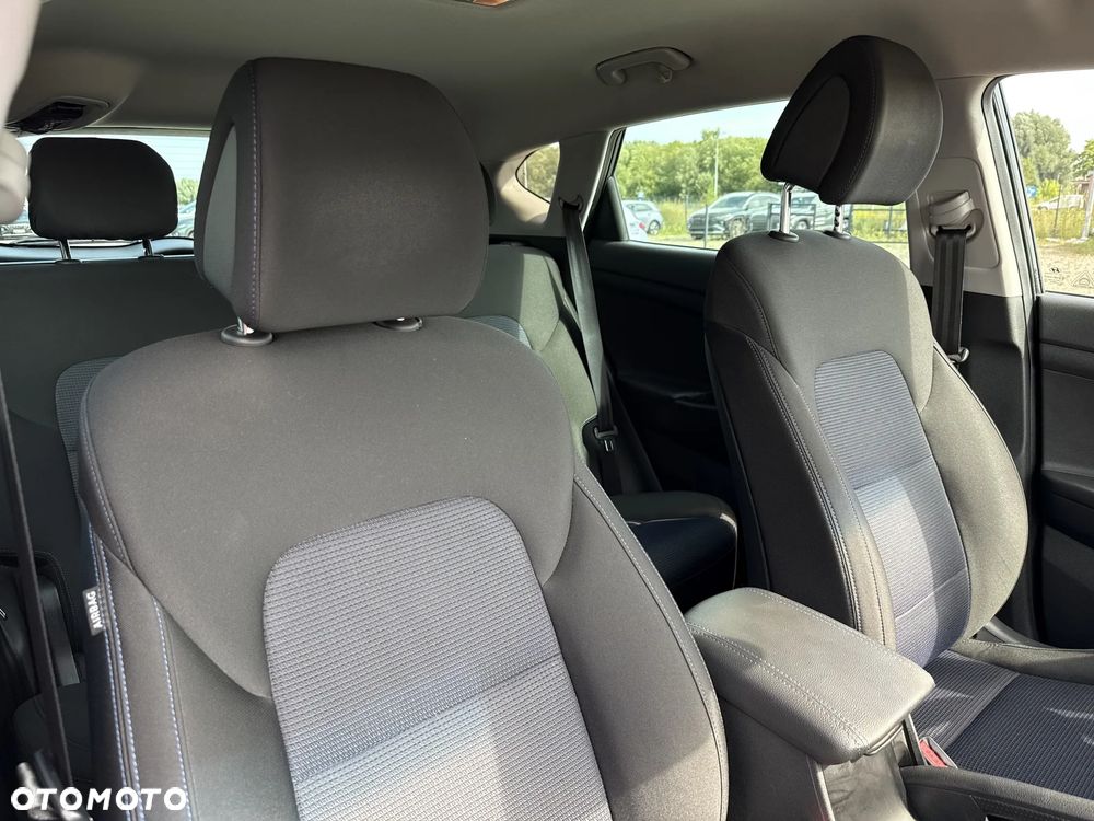 Hyundai Tucson 1.7 CRDI BlueDrive Comfort 2WD - 23