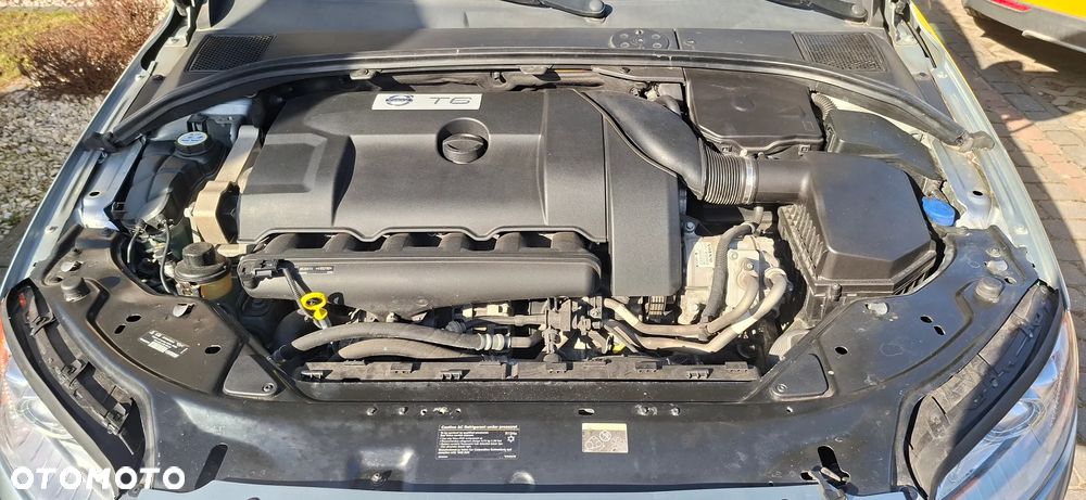 Volvo V70 T6 AWD Geartronic Momentum - 13