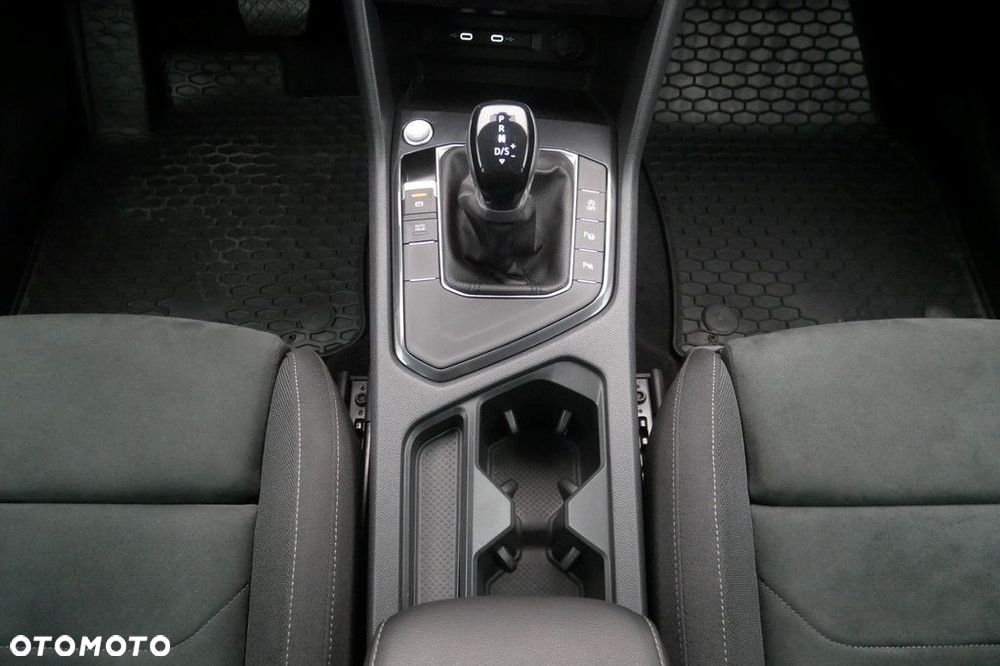 Volkswagen Tiguan 1.5 eTSI Life DSG - 11
