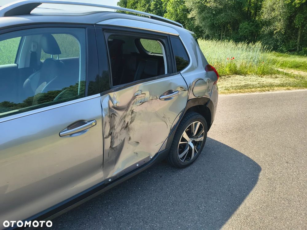 Peugeot 2008 1.6 BlueHDi Allure - 9