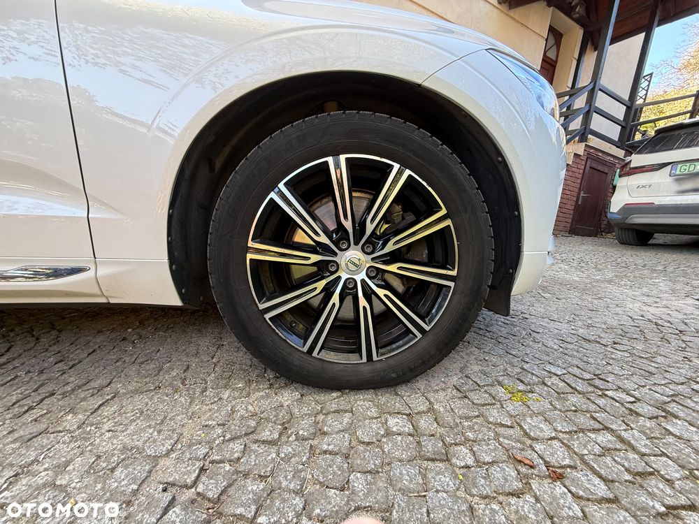 Volvo XC 60 T8 Plug-In Hybrid AWD Inscription - 6