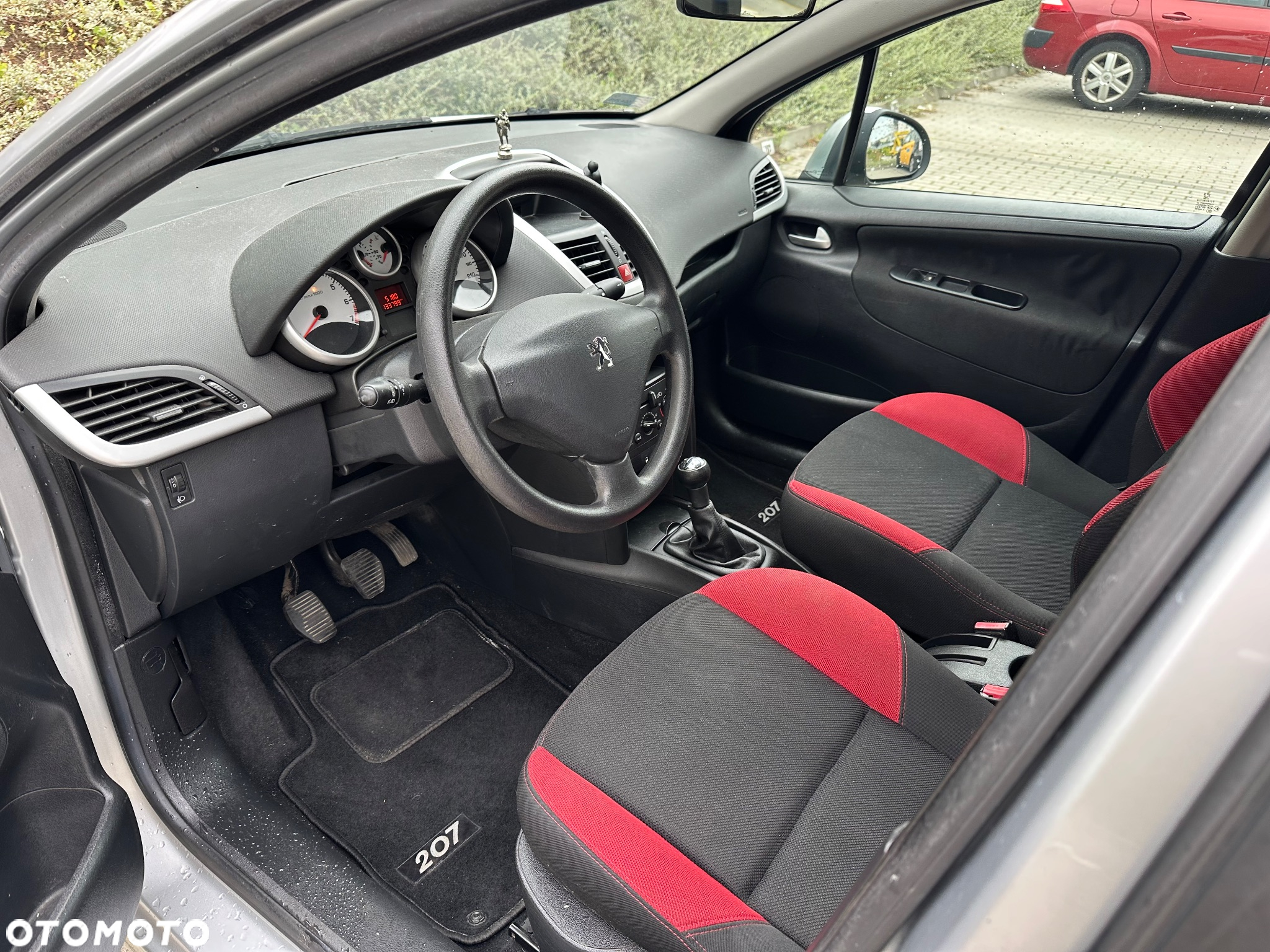 Peugeot 207 1.4 16V Trendy - 8
