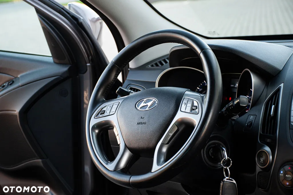 Hyundai ix35 1.6 GDI Premium 2WD - 24
