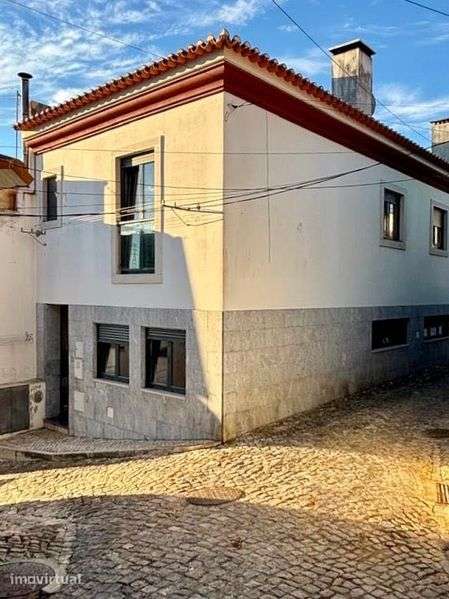 Moradia T3 em bom estado de conservação em zona tranquila - Grande imagem: 2/10