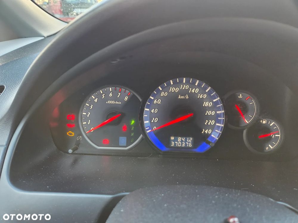 Mitsubishi Grandis - 6