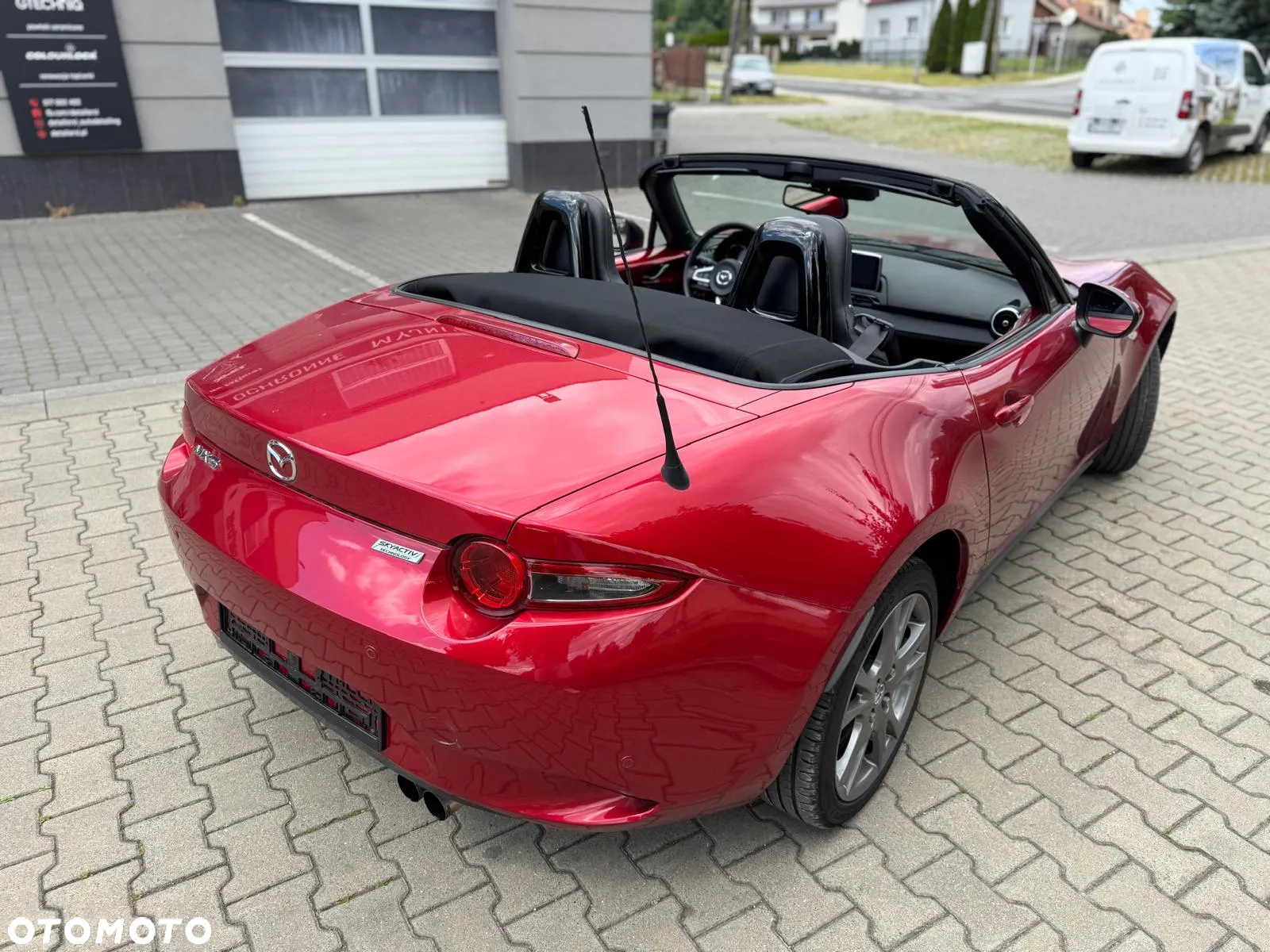 Mazda MX-5 SKYACTIV-G 160 i-ELOOP Sports-Line - 8