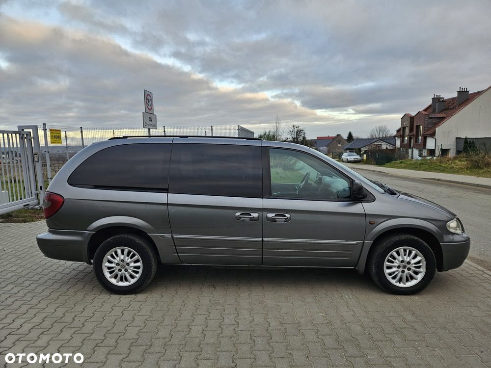 Chrysler Grand Voyager 2.8 CRD Limited - 4