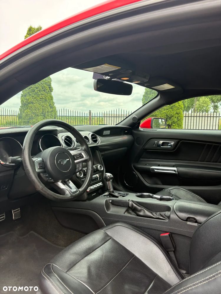 Ford Mustang - 9
