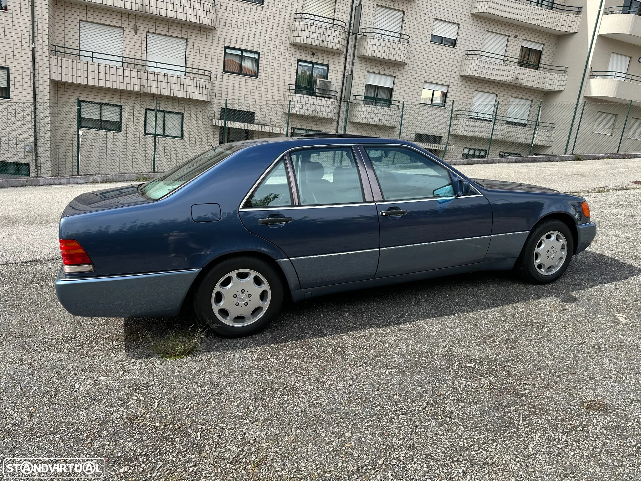 Mercedes-Benz 300 SE - 10