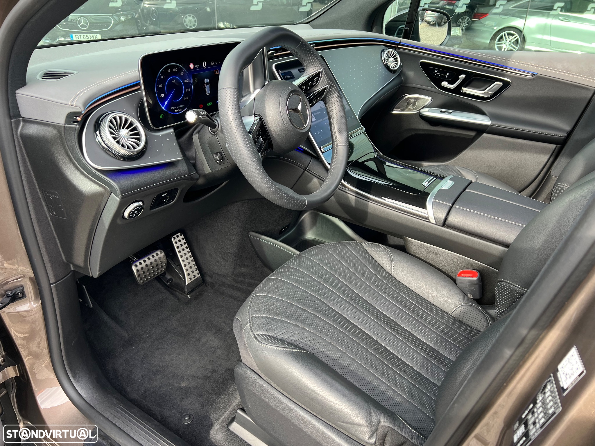 Mercedes-Benz EQE SUV 300 AMG Line - 14