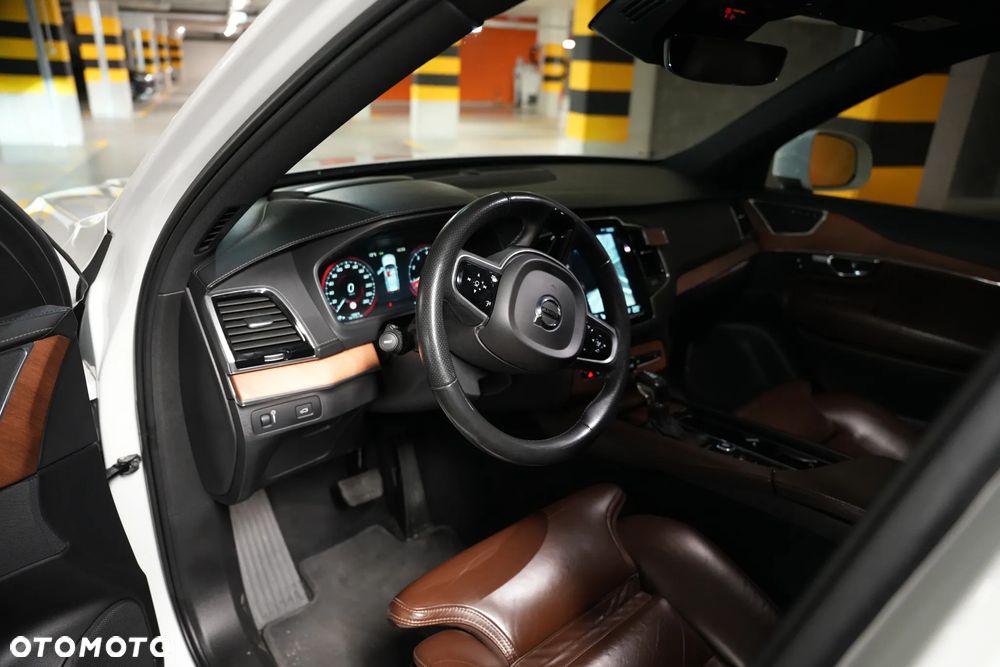 Volvo XC 90 T5 AWD Inscription - 3