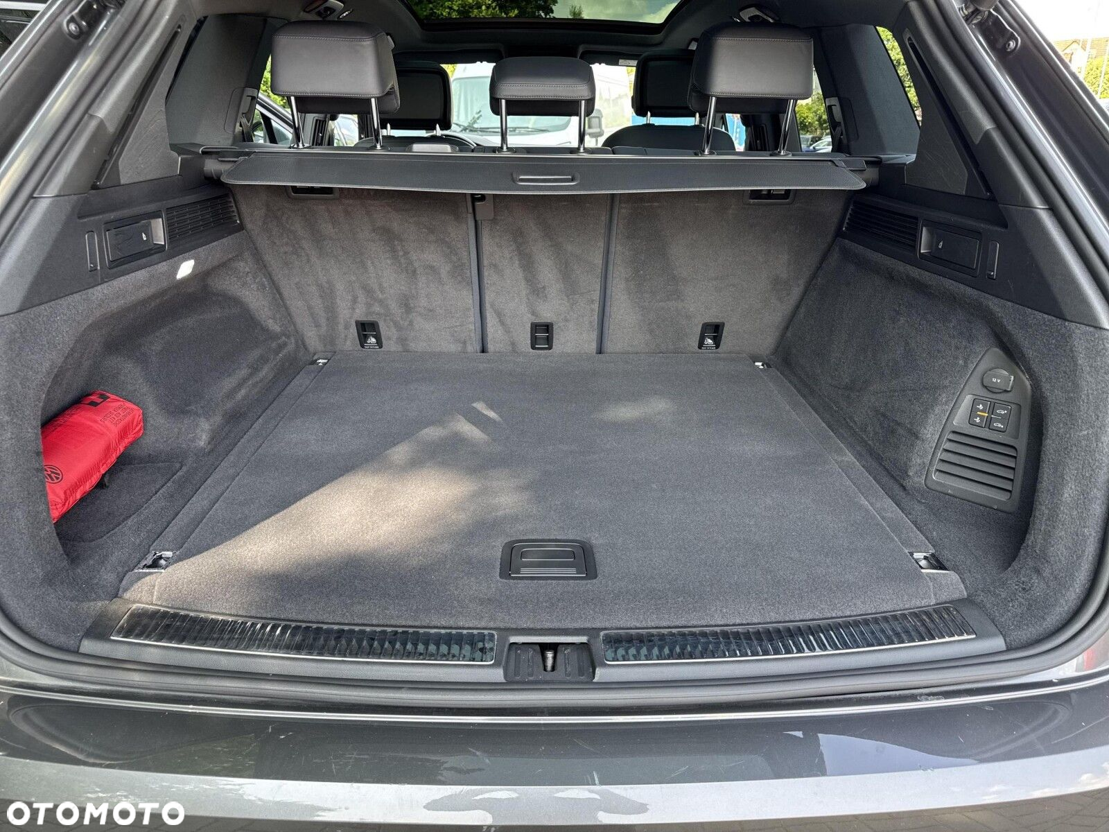 Volkswagen Touareg - 36