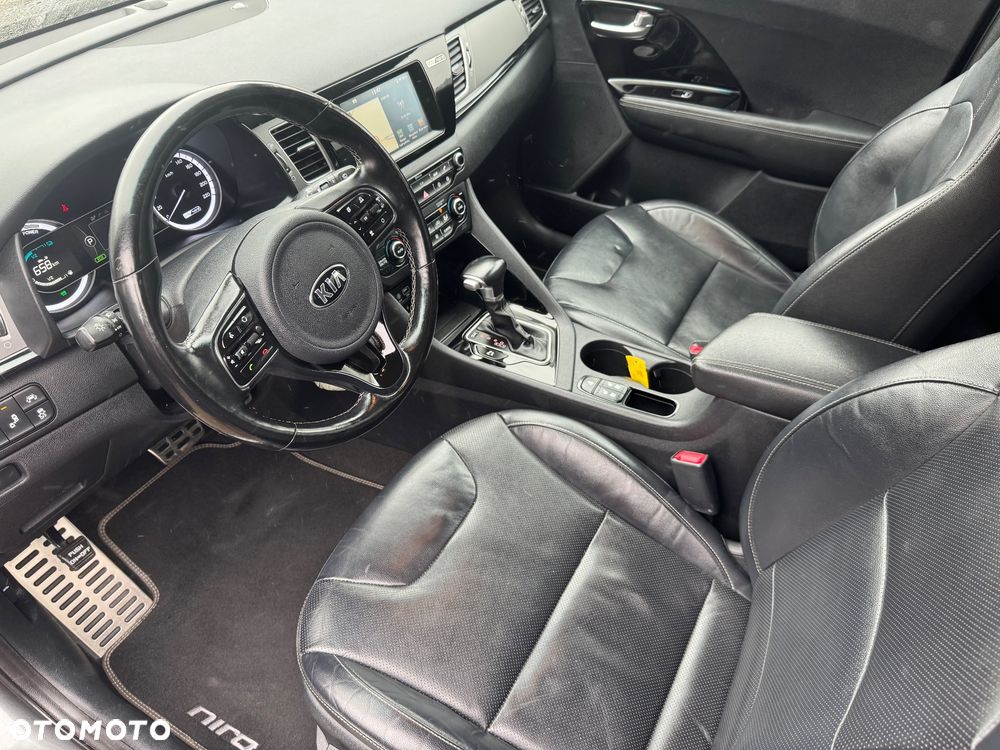 Kia Niro 1.6 GDI HEV 2WD OPF Edition 7 - 9