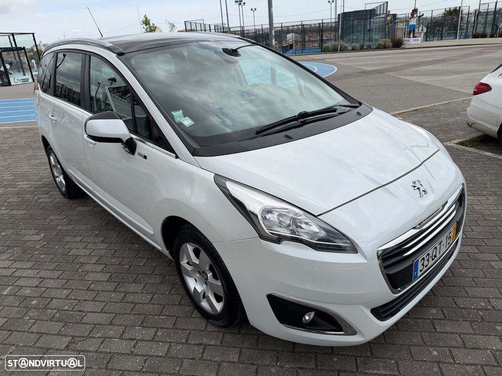 Peugeot 5008 1.6 BlueHDi Style EAT6 - 7