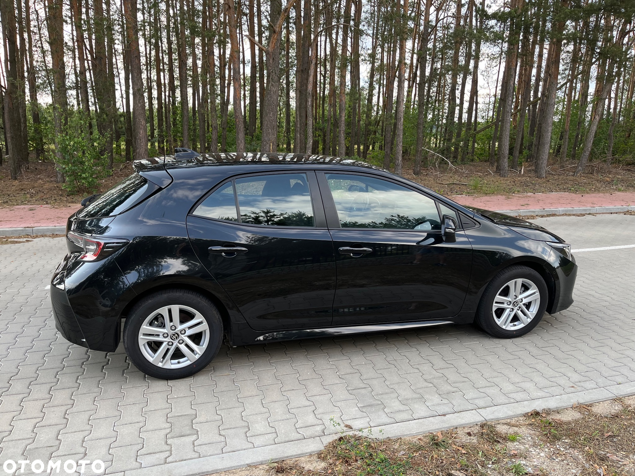 Toyota Corolla 1.8 Hybrid Comfort - 4