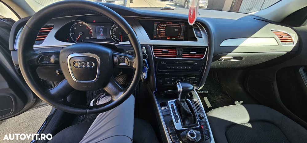 Audi A4 2.0 TDI Multitronic Avant - 9