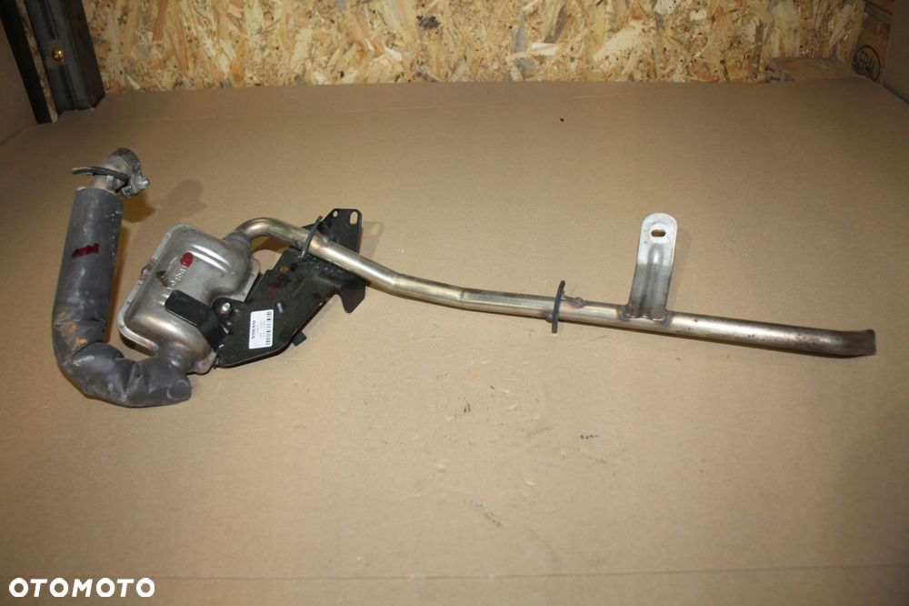 volvo xc60 xc70 rurka wydech tłumik webasto 31436472 - 1