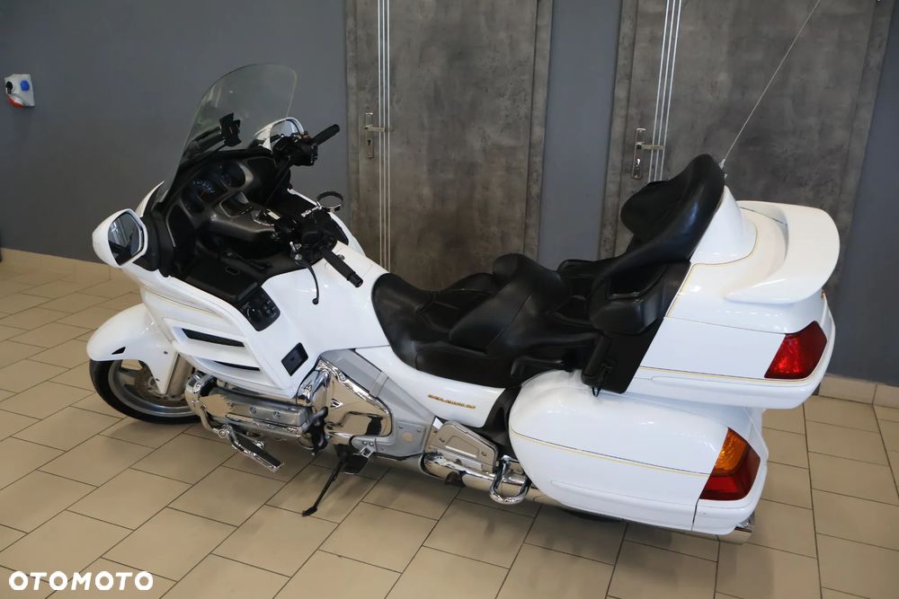 Honda GL - 3