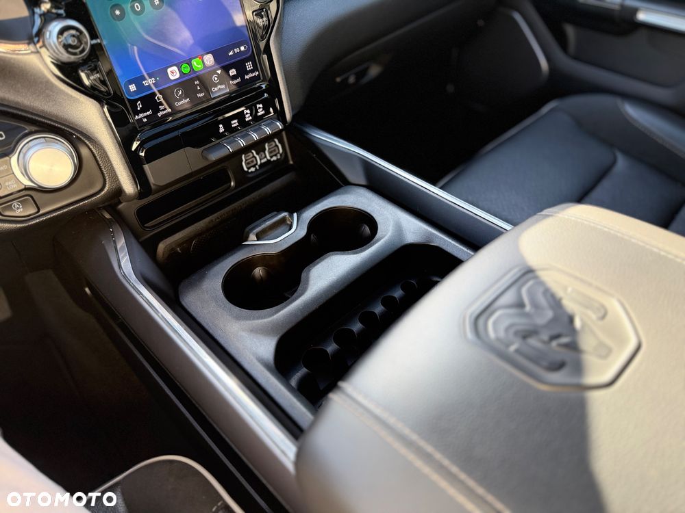 RAM 1500 Crew Cab Laramie - 21