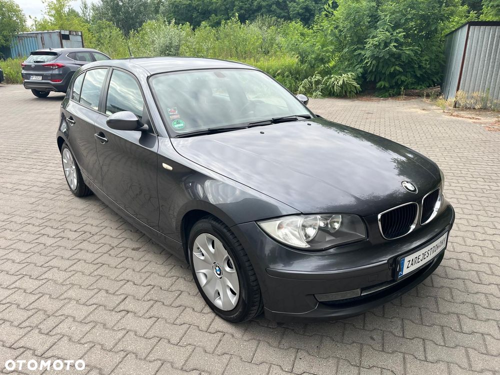 BMW Seria 1 118d DPF - 8