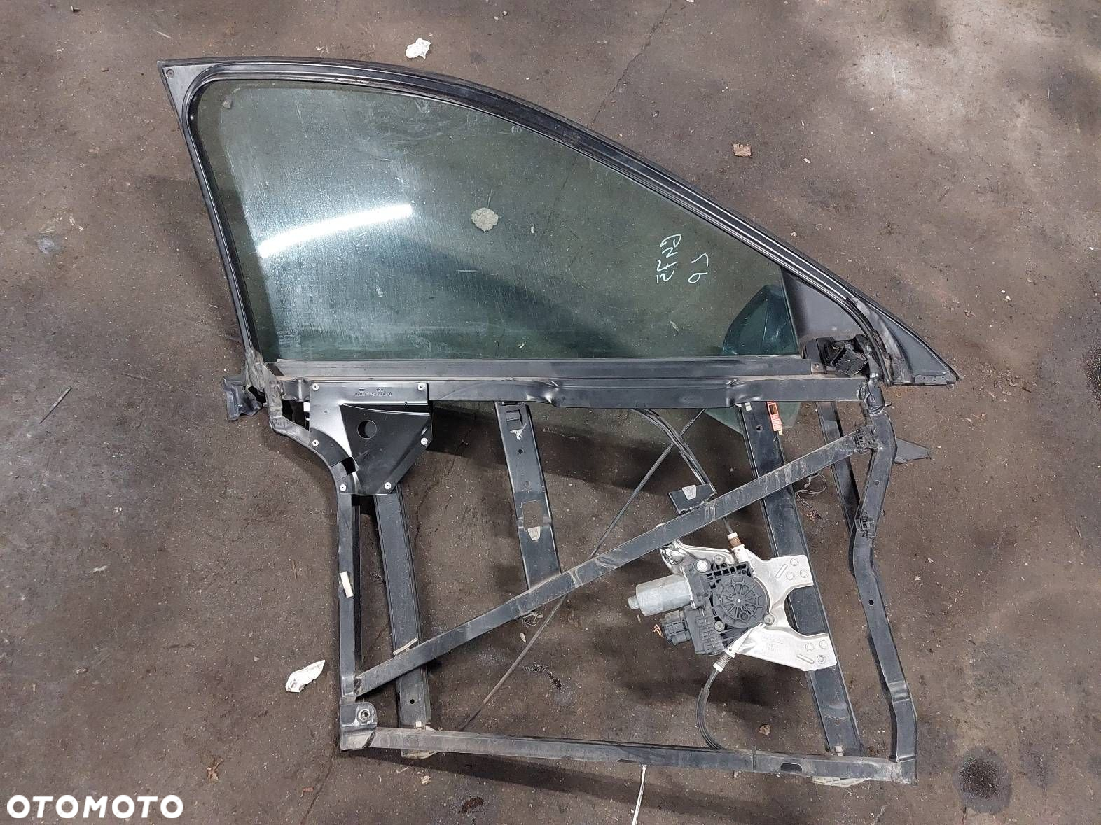 PODNOŚNIK SZYBY LEWY PRZÓD RAMKA + LUSTERKO AUDI A6 C5 LY5K 10 PIN EU - 2