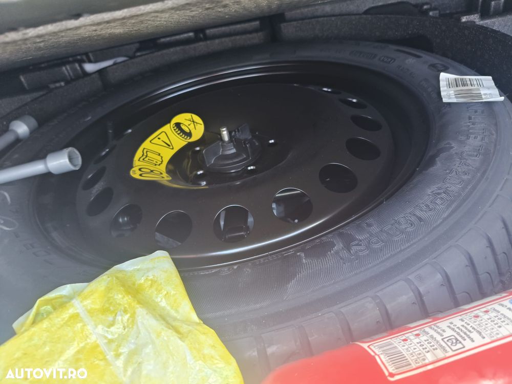 Ford Kuga 1.5 EcoBoost FWD Titanium - 12